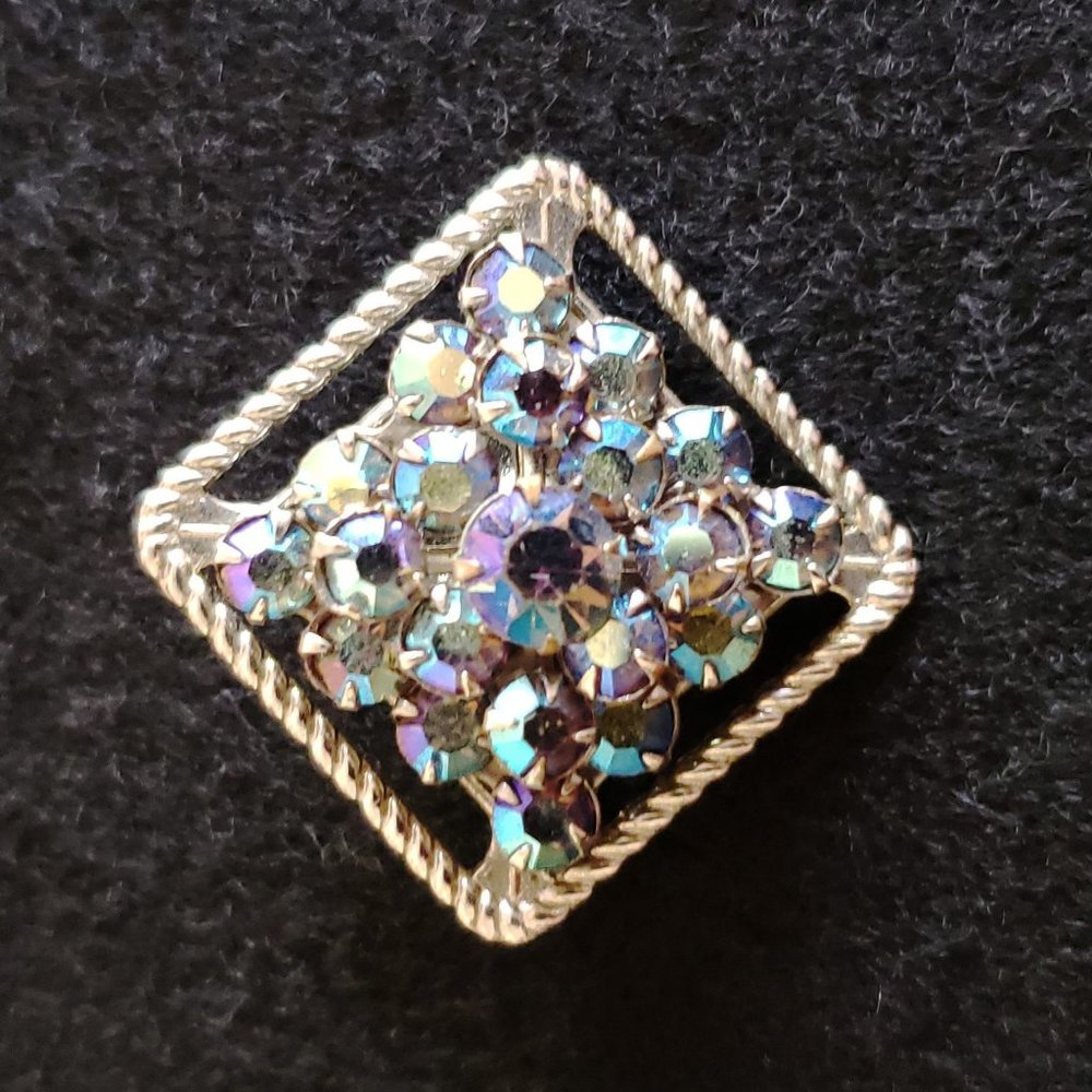 Square “Diamond” and Silver Pin